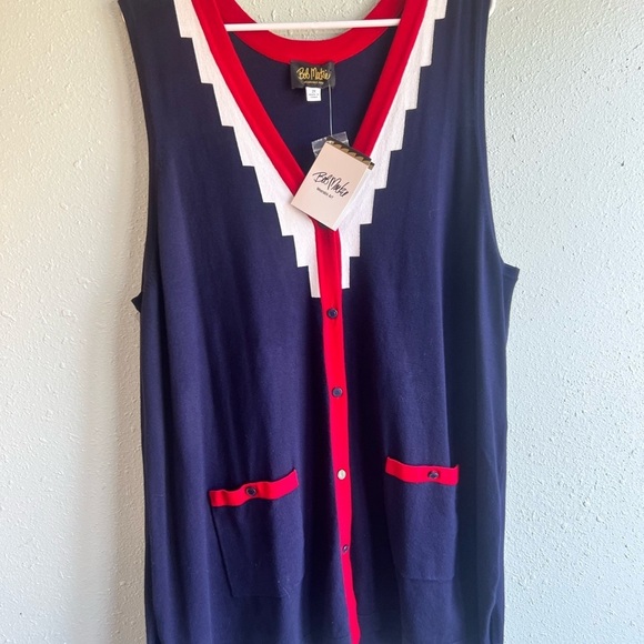 Bob Mackie Sweaters - Bob Mackie Navy and Red Zigzag Vest